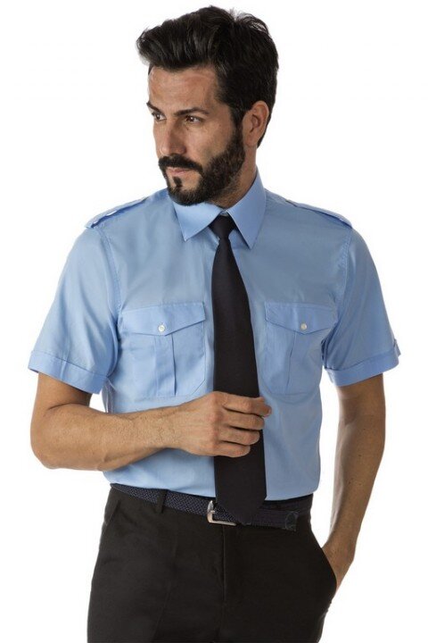 camicia uomo con due taschini con pattina e spalline